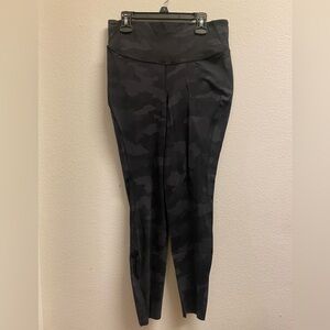 Lululemon Black Camo Leggings
